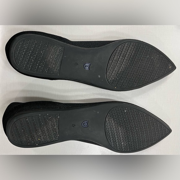 Rothy’s “The Point” size 6 in Black - Picture 5 of 5